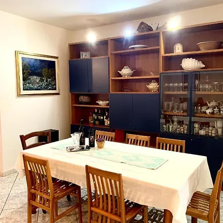 Da Irene A Due Passi Dal Mare